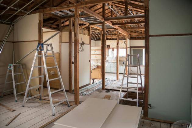 Can you live at home during a renovation?